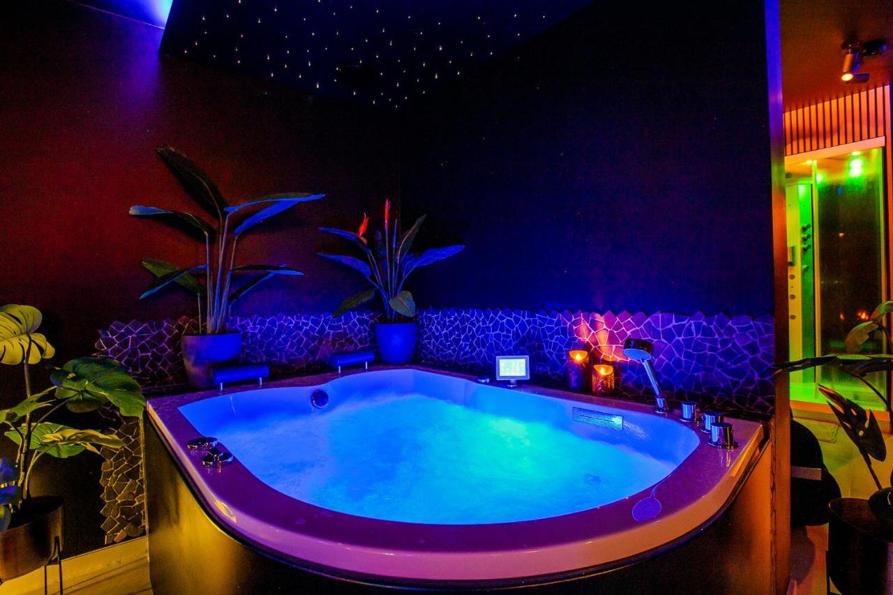Merkelhoeve Wellness Merkelbeek エクステリア 写真