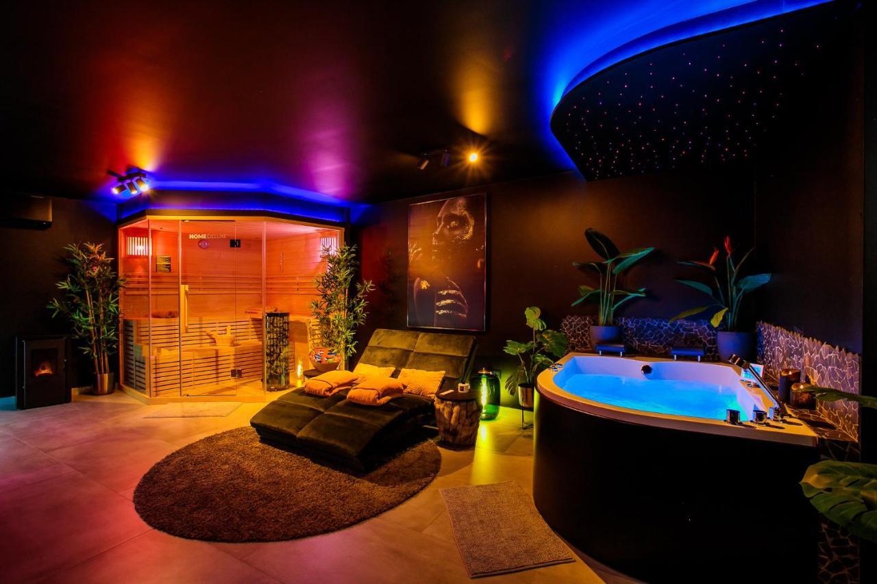 Merkelhoeve Wellness Merkelbeek エクステリア 写真
